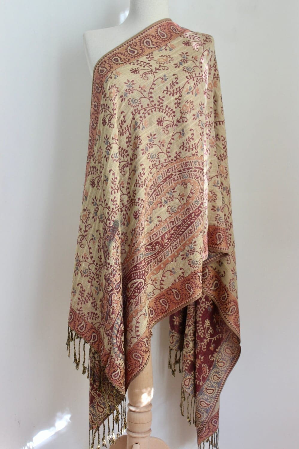Ivory & Maroon Jamawar Shawl
